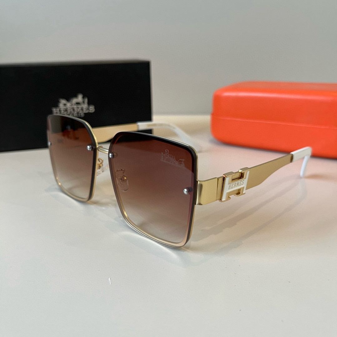 Hermes Designer Sunglasses Men For Women Oval Frame Metal Mirror Legs Sunglasses Retro Frame Sexy Little Women Fashion Luxury Glasses With Box