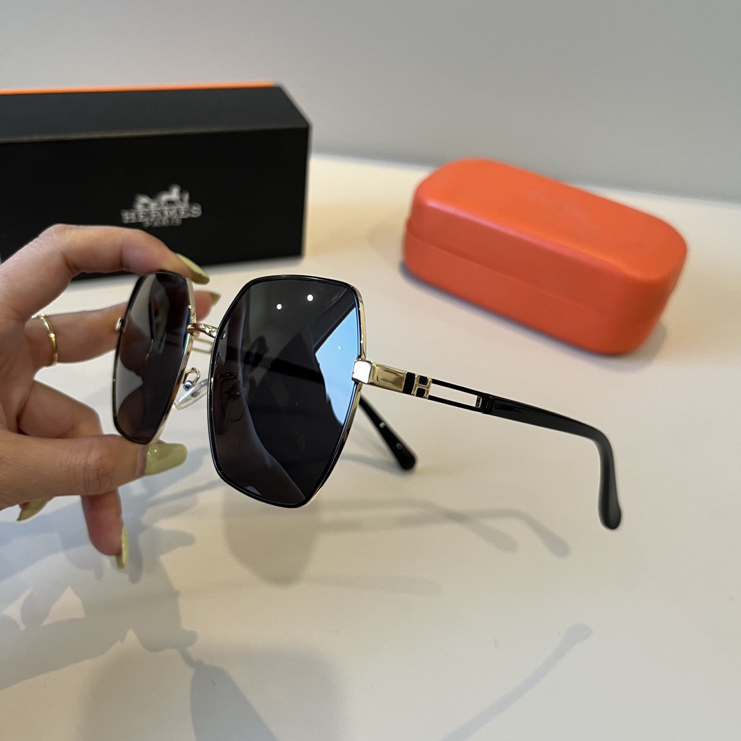 Hermes Women Sun Glasses Beach Sun Glasses Fashion Classic Square Oval Frame Retro Frame Sexy Women Luxury Glasses With Box