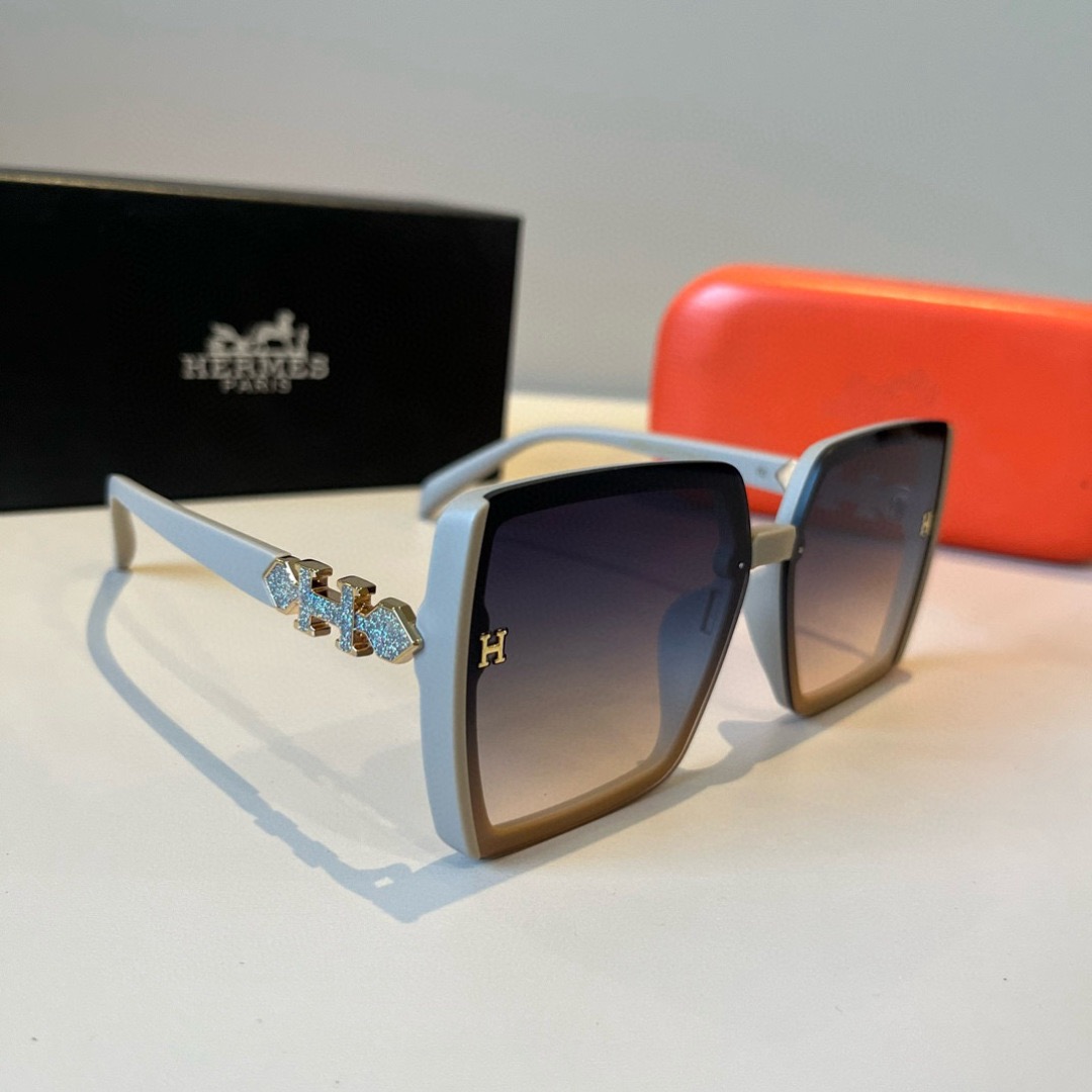 Hermes Women Sun Glasses Beach Sun Glasses Fashion Classic Square Oval Frame Retro Frame Sexy Women Luxury Glasses With Box