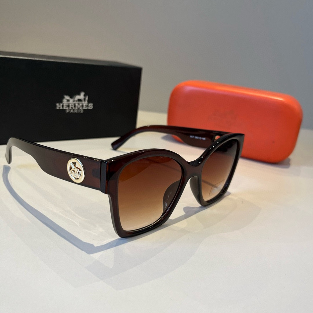 Hermes Sunglasses Fashion Glasses Oval Frame Designer Sunglass Womens Anti-Radiation Polarized Lenses Mens Retro Eyeglasses With Box