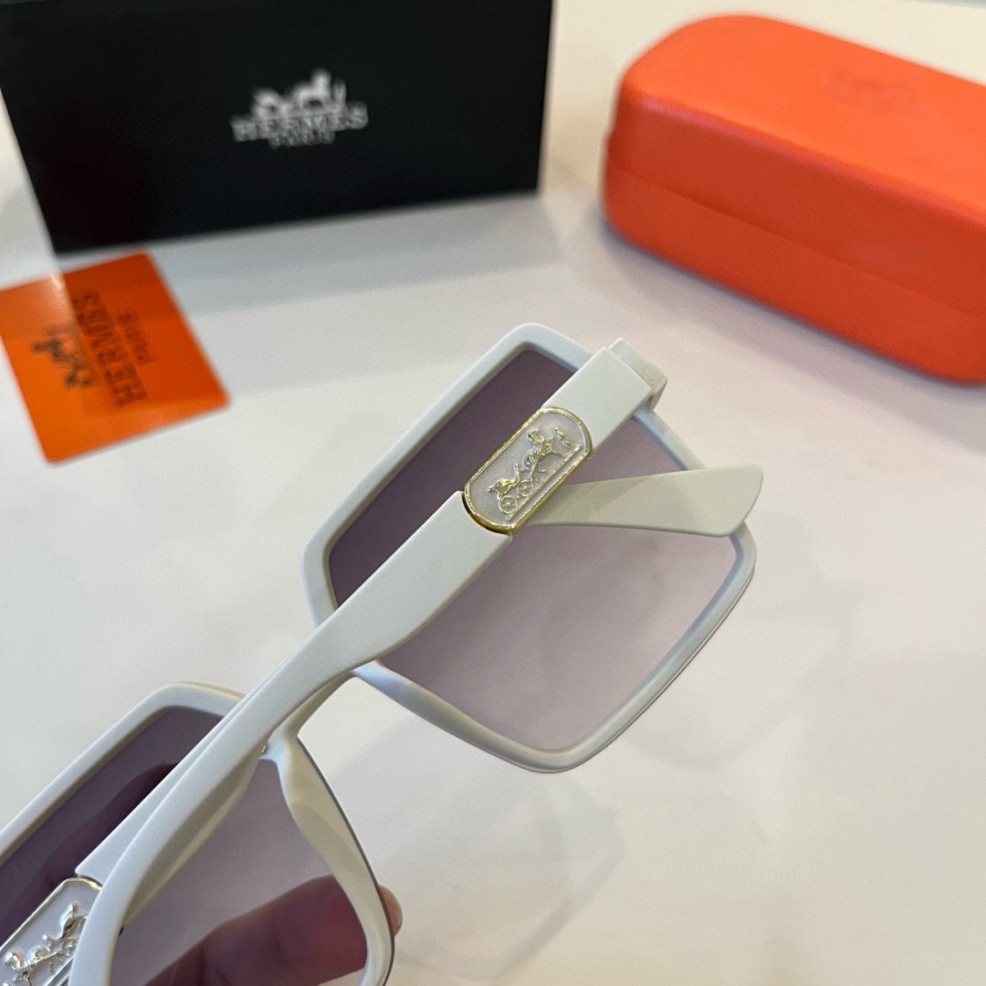 Hermes Sunglasses Fashion Glasses Oval Frame Designer Sunglass Womens Anti-Radiation Polarized Lenses Mens Retro Eyeglasses With Box