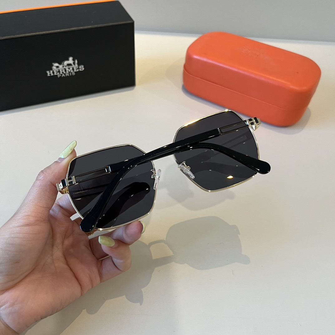 Hermes Women Sun Glasses Beach Sun Glasses Fashion Classic Square Oval Frame Retro Frame Sexy Women Luxury Glasses With Box