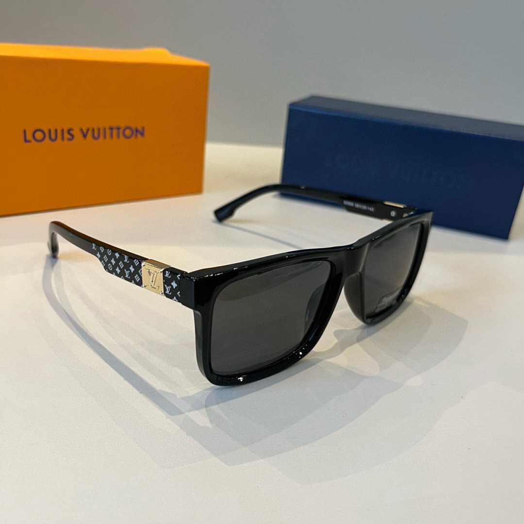 LV Sunglasses Fashion Glasses Frame Designer Sunglass Womens Anti-Radiation Polarized Lenses Mens Retro Eyeglasses With Box