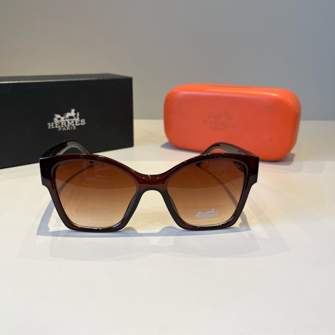 Hermes Sunglasses Fashion Glasses Oval Frame Designer Sunglass Womens Anti-Radiation Polarized Lenses Mens Retro Eyeglasses With Box
