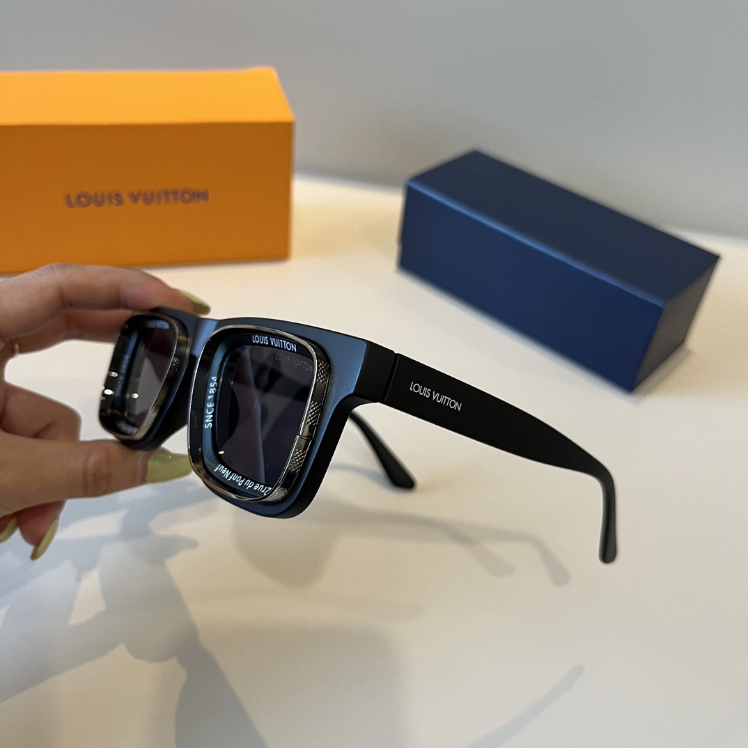 LV Sunglasses Fashion Glasses Frame Designer Sunglass Womens Anti-Radiation Polarized Lenses Mens Retro Eyeglasses With Box