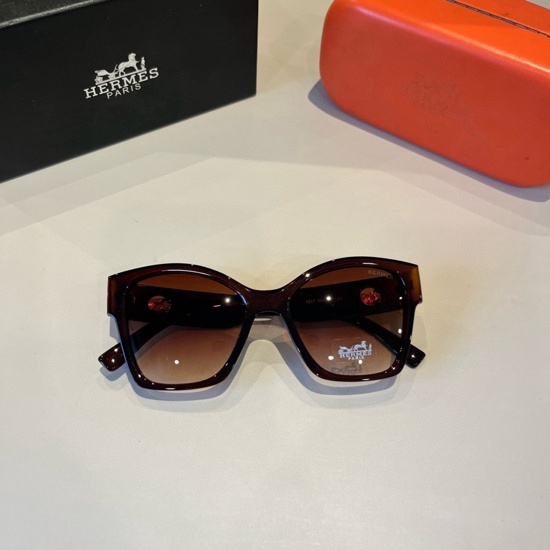Hermes Sunglasses Fashion Glasses Oval Frame Designer Sunglass Womens Anti-Radiation Polarized Lenses Mens Retro Eyeglasses With Box
