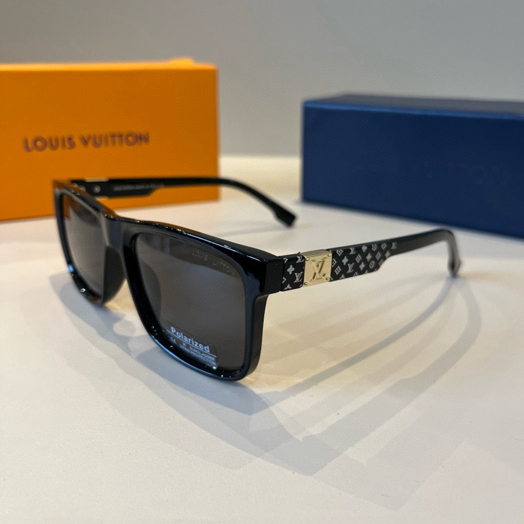 LV Sunglasses Fashion Glasses Frame Designer Sunglass Womens Anti-Radiation Polarized Lenses Mens Retro Eyeglasses With Box
