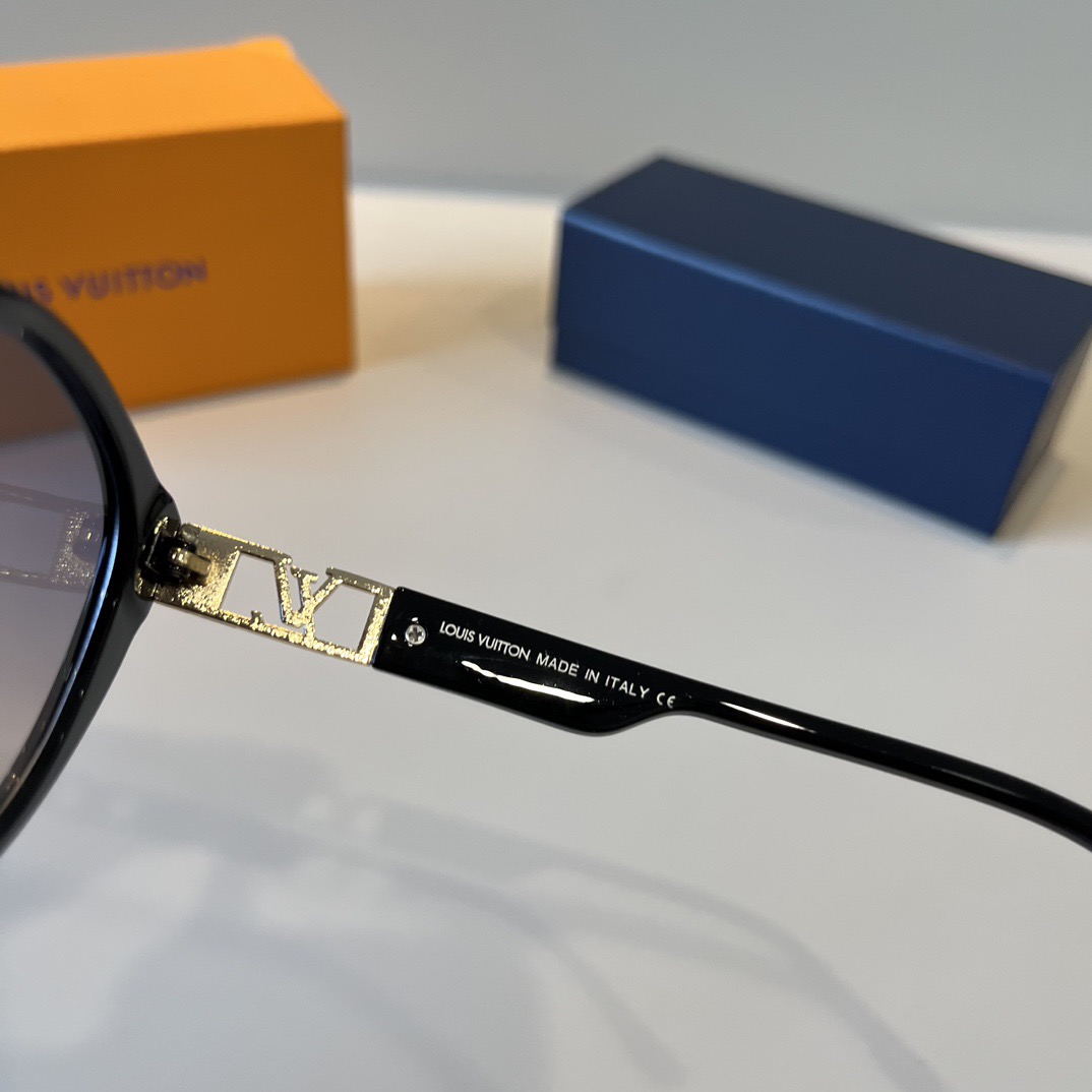 LV Women Sun Glasses Beach Sun Glasses Fashion Classic Square Oval Frame Retro Frame Sexy Women Luxury Glasses With Box