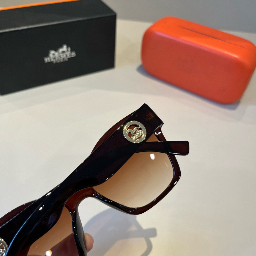 Hermes Sunglasses Fashion Glasses Oval Frame Designer Sunglass Womens Anti-Radiation Polarized Lenses Mens Retro Eyeglasses With Box