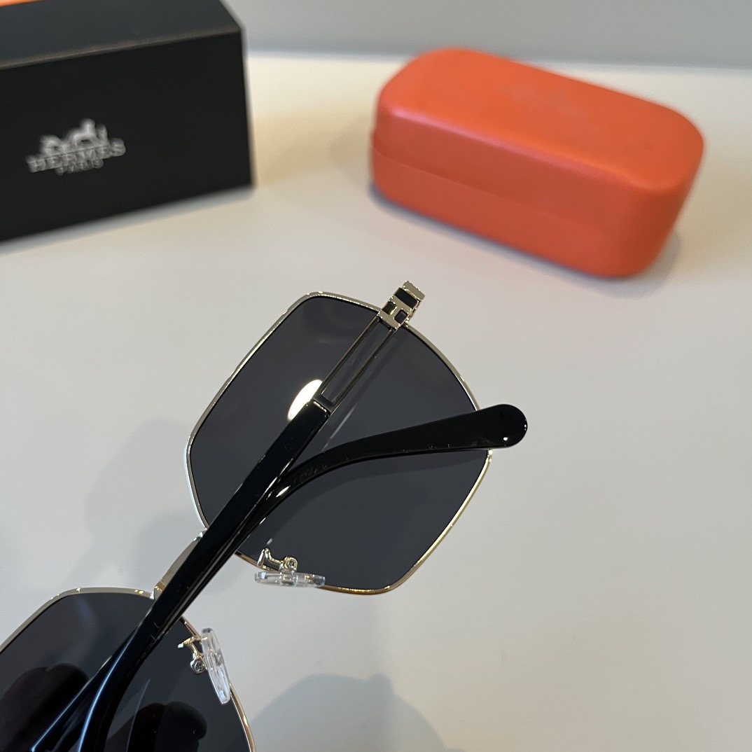 Hermes Women Sun Glasses Beach Sun Glasses Fashion Classic Square Oval Frame Retro Frame Sexy Women Luxury Glasses With Box