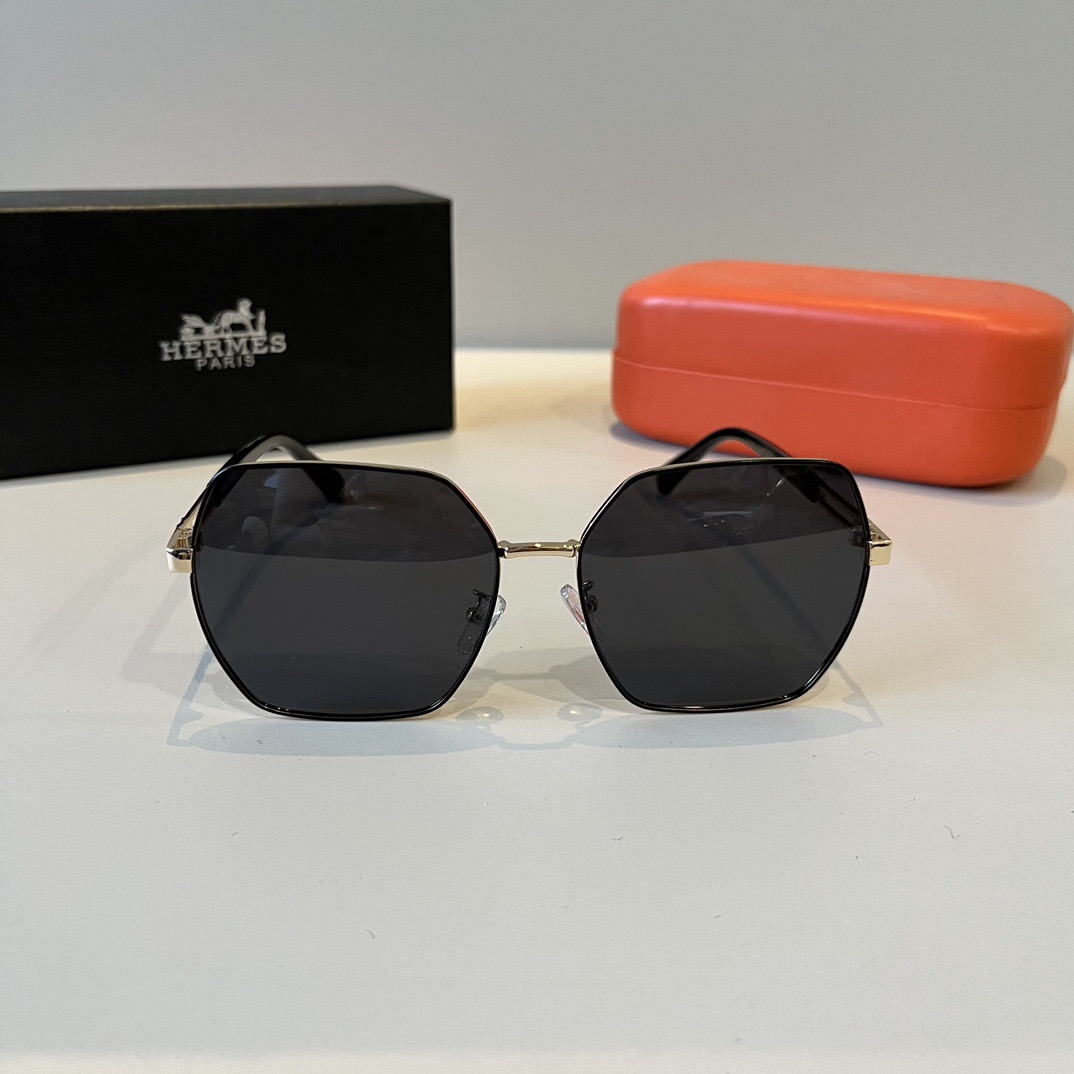 Hermes Women Sun Glasses Beach Sun Glasses Fashion Classic Square Oval Frame Retro Frame Sexy Women Luxury Glasses With Box