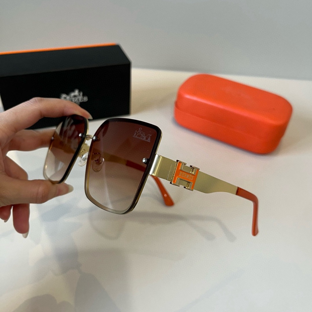 Hermes Designer Sunglasses Men For Women Oval Frame Metal Mirror Legs Sunglasses Retro Frame Sexy Little Women Fashion Luxury Glasses With Box