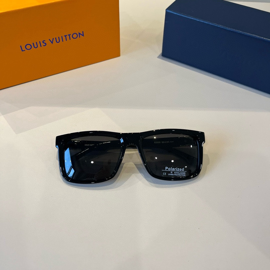 LV Sunglasses Fashion Glasses Frame Designer Sunglass Womens Anti-Radiation Polarized Lenses Mens Retro Eyeglasses With Box
