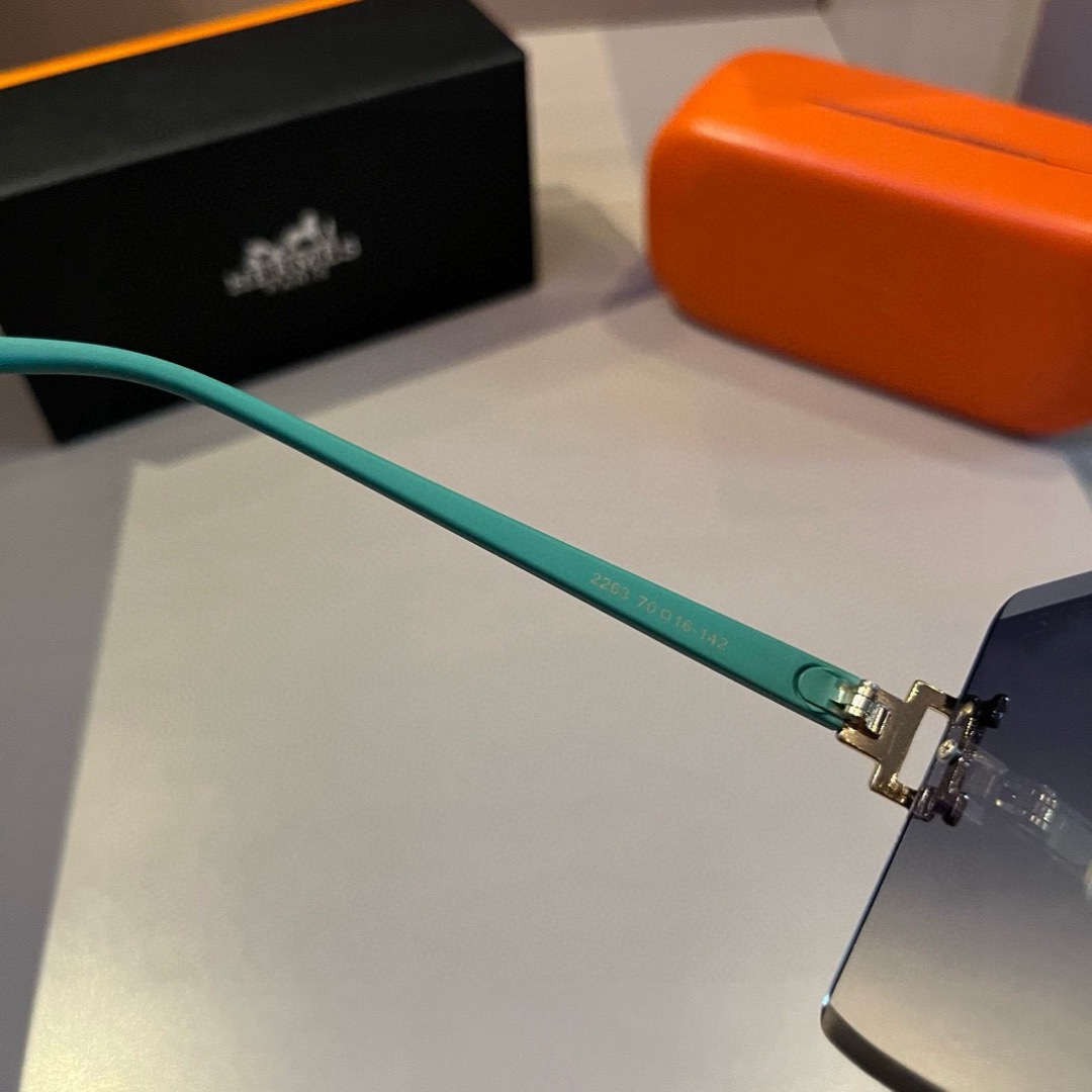 Hermes Designer Sunglasses Women Glasses Men Frameless Metal Round Oval Optical Frame Black Grey Transparent Sun Eyewear Glasses