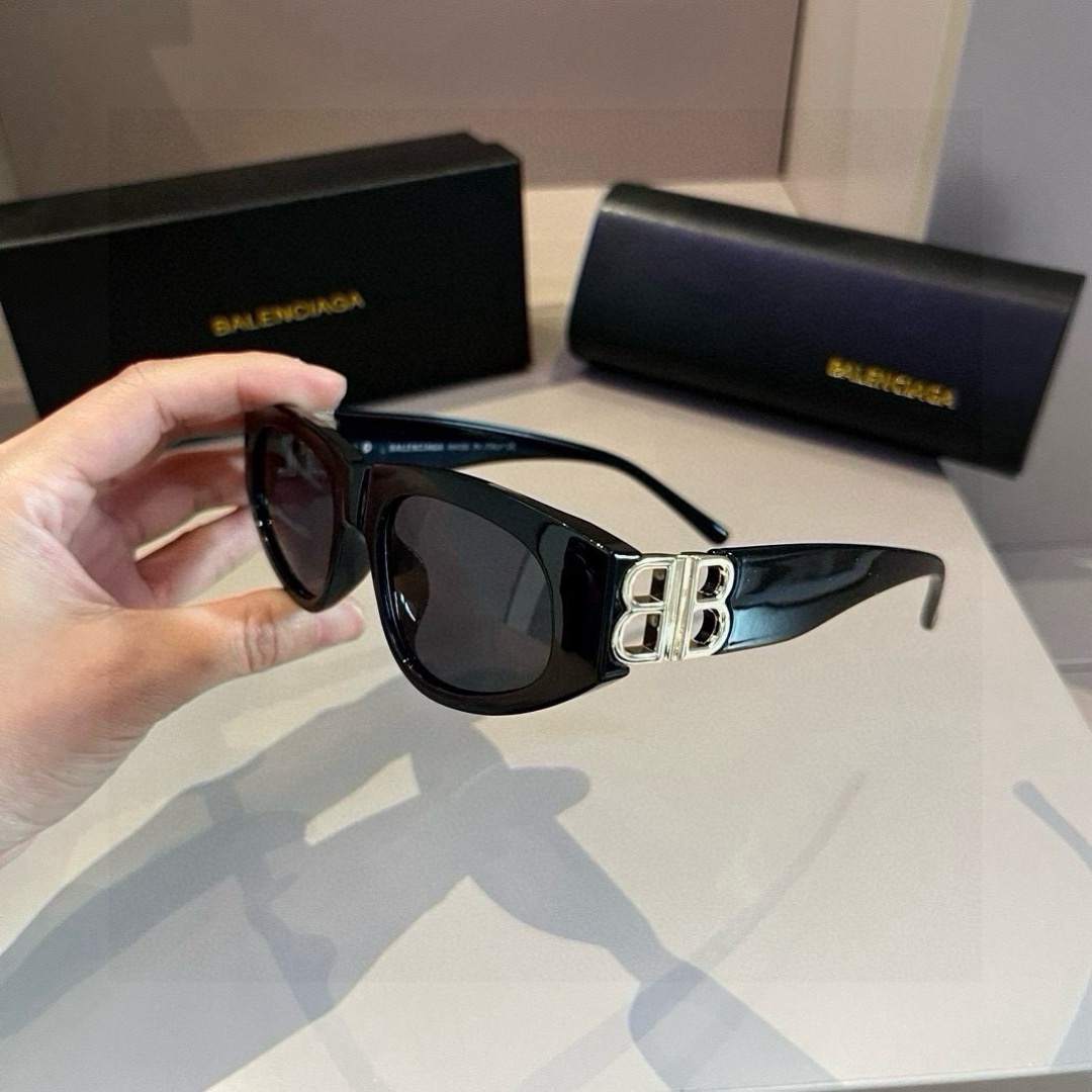 BALENCIAGA Women Sun Glasses Beach Sun Glasses Fashion Classic Square Oval Frame Retro Frame Sexy Women Luxury Glasses With Box 