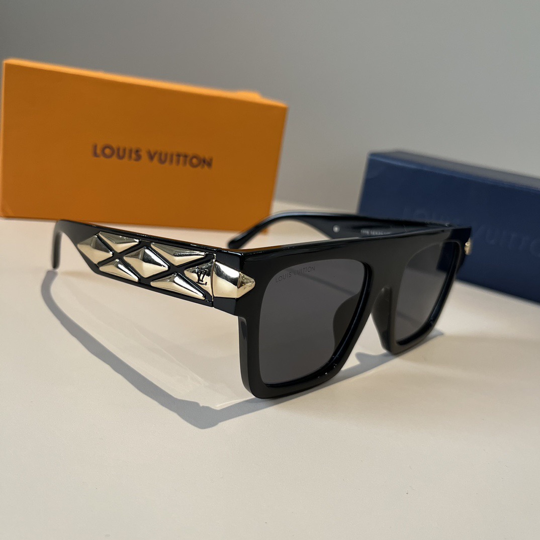 LV Sunglasses Fashion Glasses Oval Frame Designer Sunglass Womens Anti-Radiation Polarized Lenses Mens Retro Eyeglasses With Box