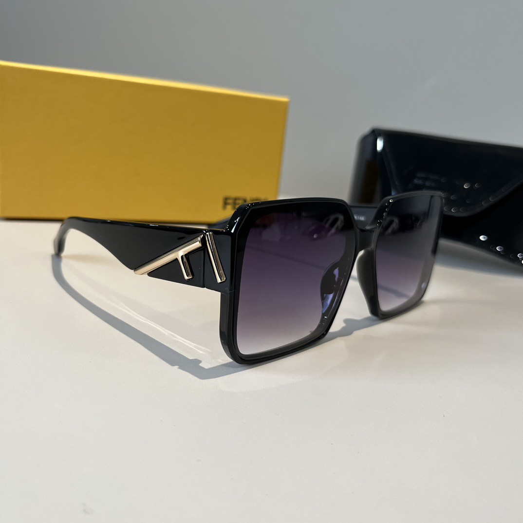 FENDI Sunglasses Fashion Glasses Oval Frame Designer Sunglass Womens Anti-Radiation Polarized Lenses Mens Retro Eyeglasses With Box