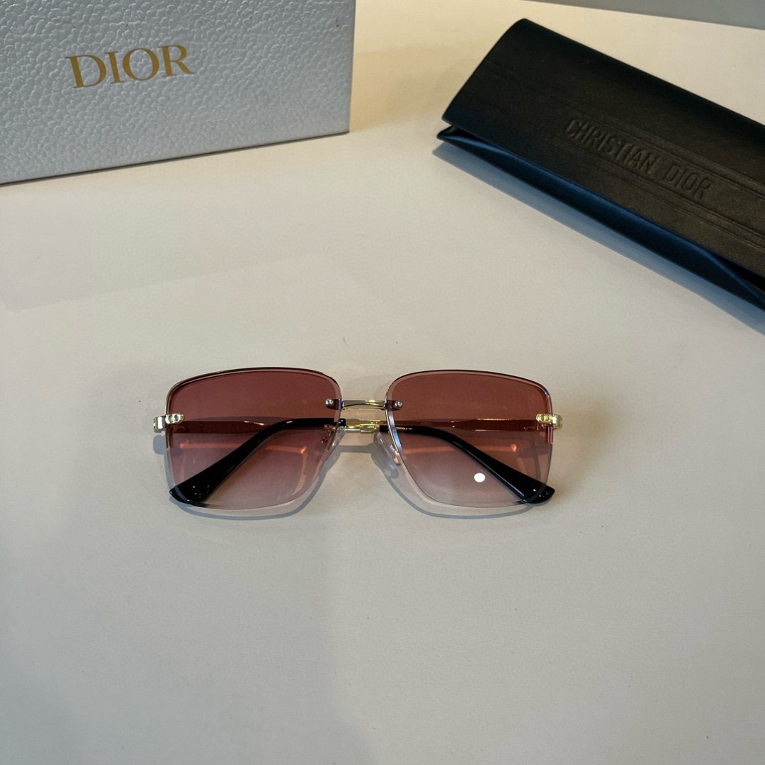 Dior Designer Sunglasses Women Oval Frame Metal Mirror Legs Sunglasses Retro Frame Sexy Little Women Fashion Luxury Glasses With Box