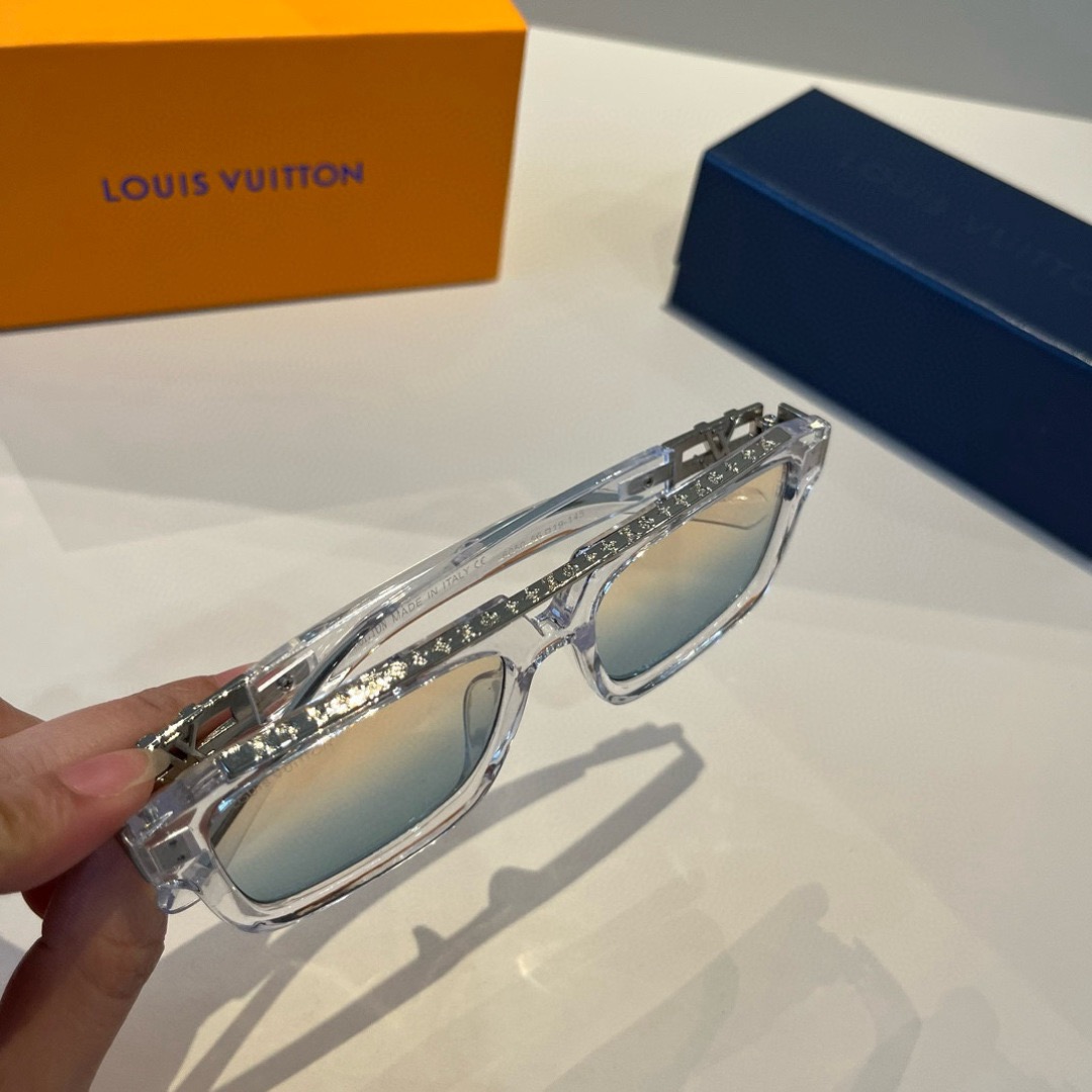 LV Sunglasses Fashion Glasses Oval Frame Designer Sunglass Womens Anti-Radiation Polarized Lenses Mens Retro Eyeglasses With Box