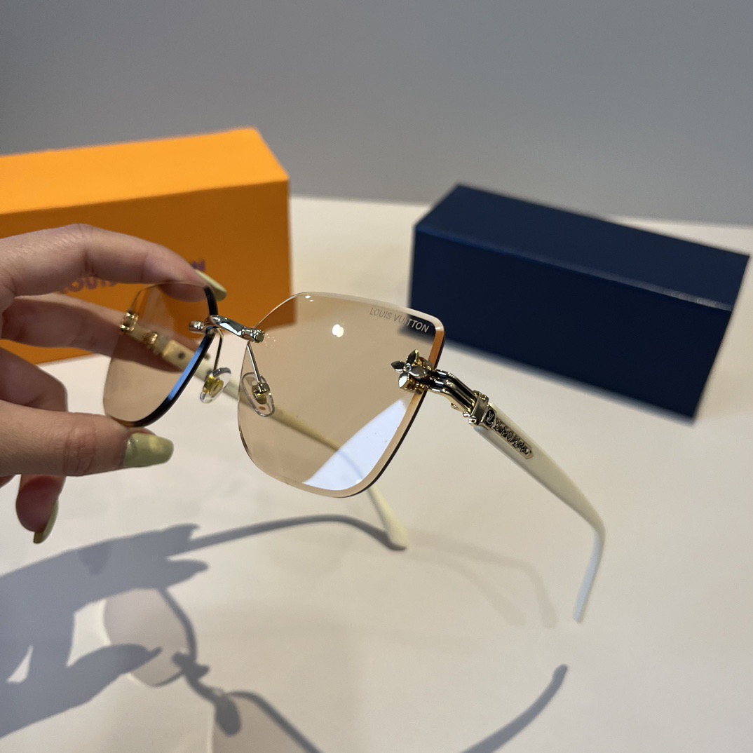 LV Designer Sunglasses Men For Women Oval Frame Metal Mirror Legs Sunglasses Retro Frame Sexy Little Women Fashion Luxury Glasses With Box