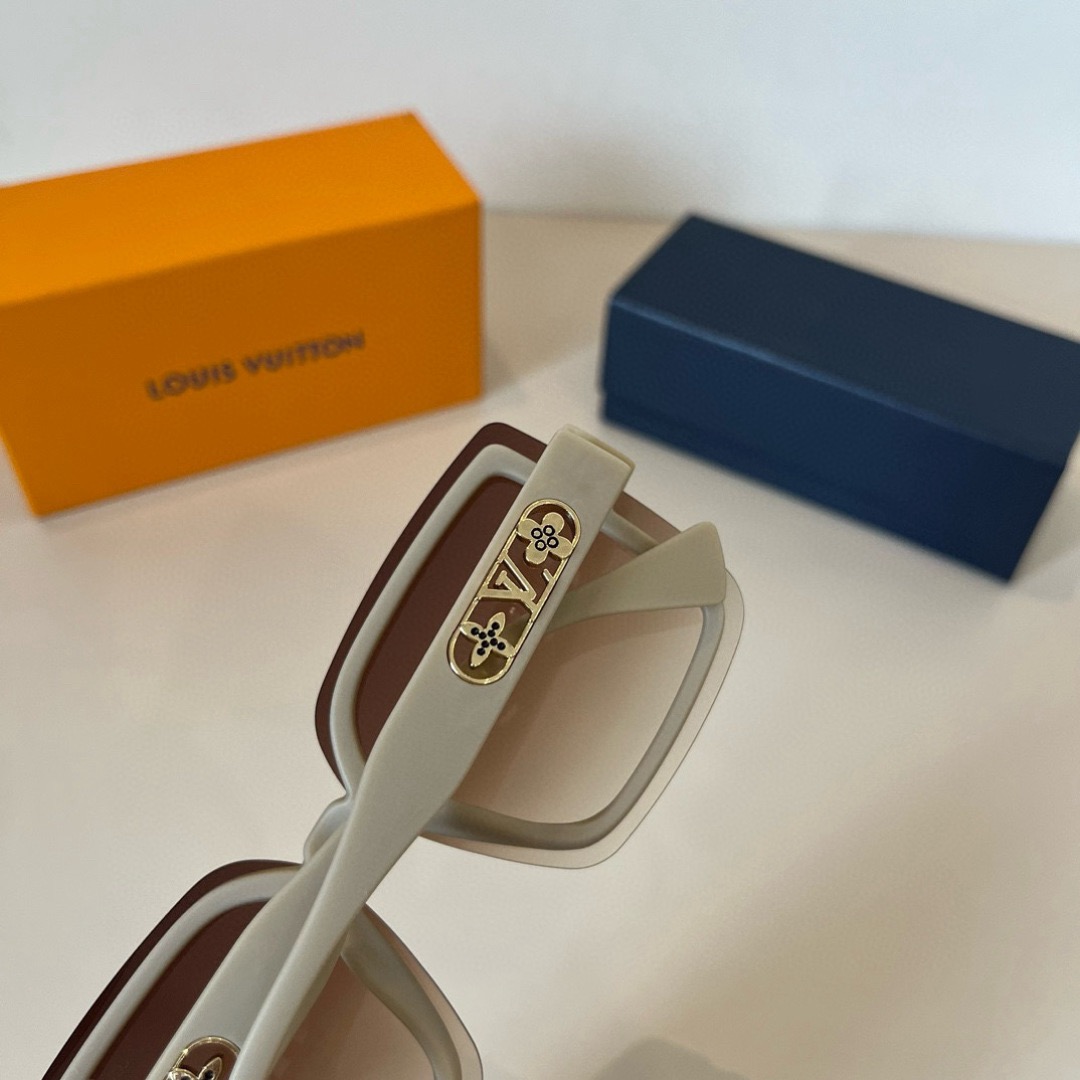 LV Designer Fashion Sunglasses For Women Men Exquisite Vintage Full Frame Driving Beach Shading UV Protection Polarized Glasses Gift With Box Nice