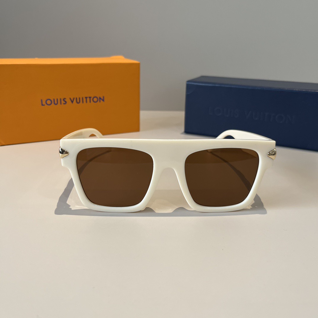 LV Sunglasses Fashion Glasses Oval Frame Designer Sunglass Womens Anti-Radiation Polarized Lenses Mens Retro Eyeglasses With Box