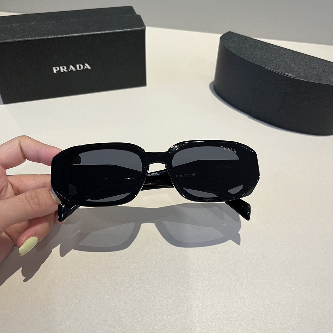 Prada Sunglasses Fashion Glasses Oval Frame Designer Sunglass Womens Anti-Radiation Polarized Lenses Mens Retro Eyeglasses With Box