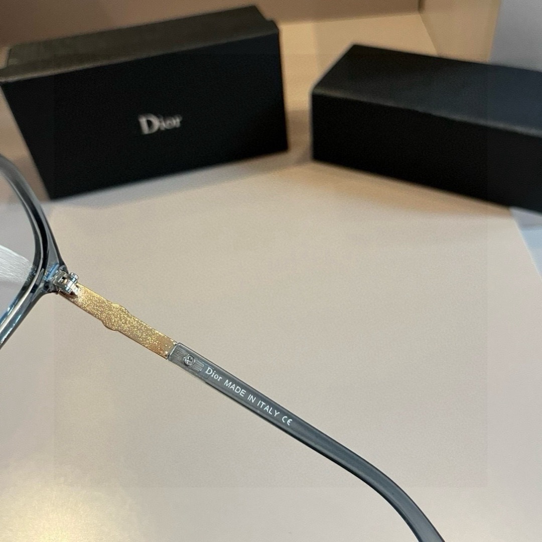 Dior Sunglasses Fashion Glasses Oval Frame Designer Sunglass Womens Anti-Radiation Polarized Lenses Mens Retro Eyeglasses With Box