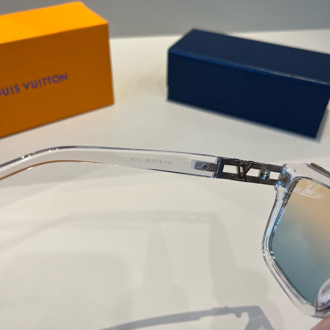 LV Sunglasses Fashion Glasses Oval Frame Designer Sunglass Womens Anti-Radiation Polarized Lenses Mens Retro Eyeglasses With Box