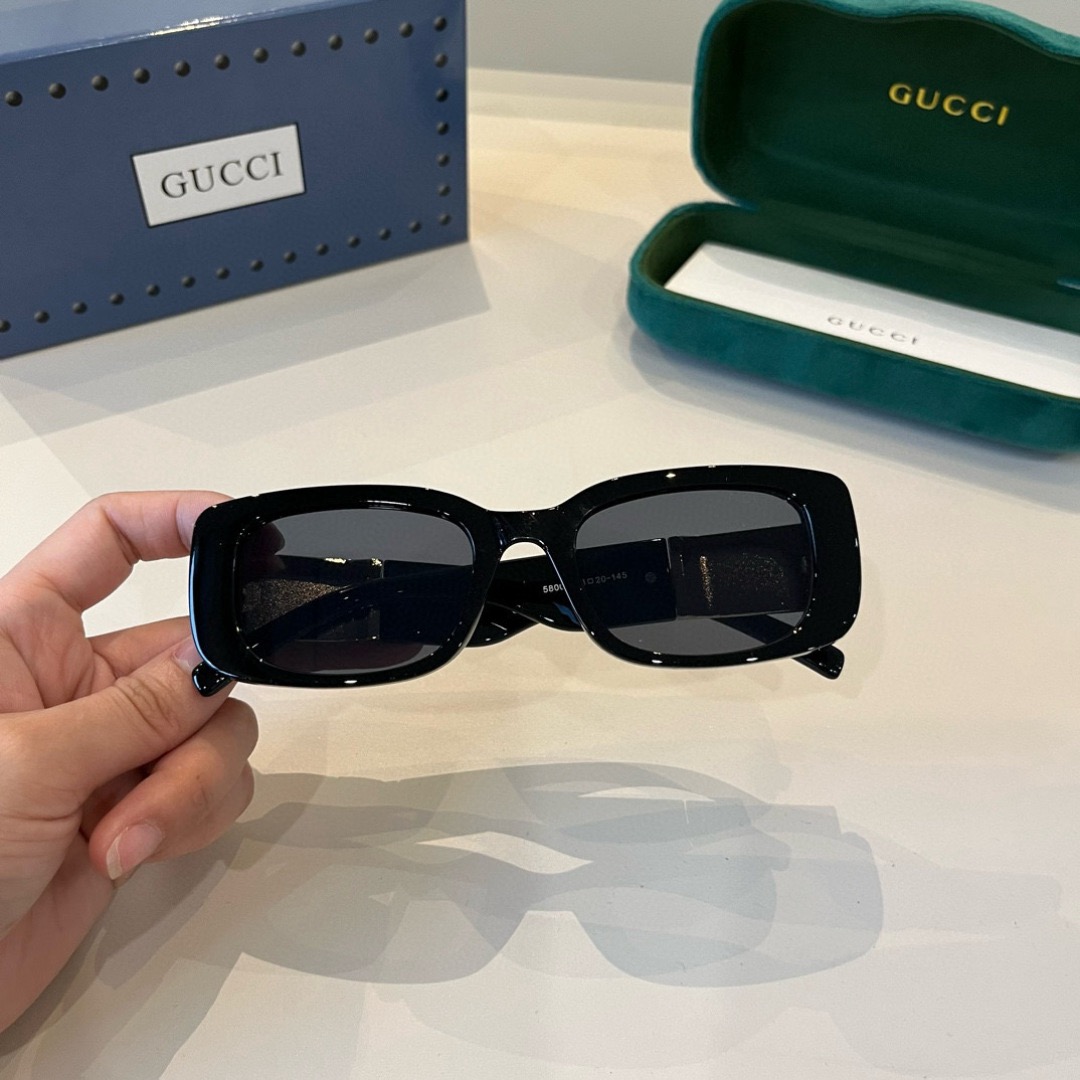 Gucci Sunglasses Fashion Glasses Oval Frame Designer Sunglass Womens Anti-Radiation Polarized Lenses Mens Retro Eyeglasses With Box