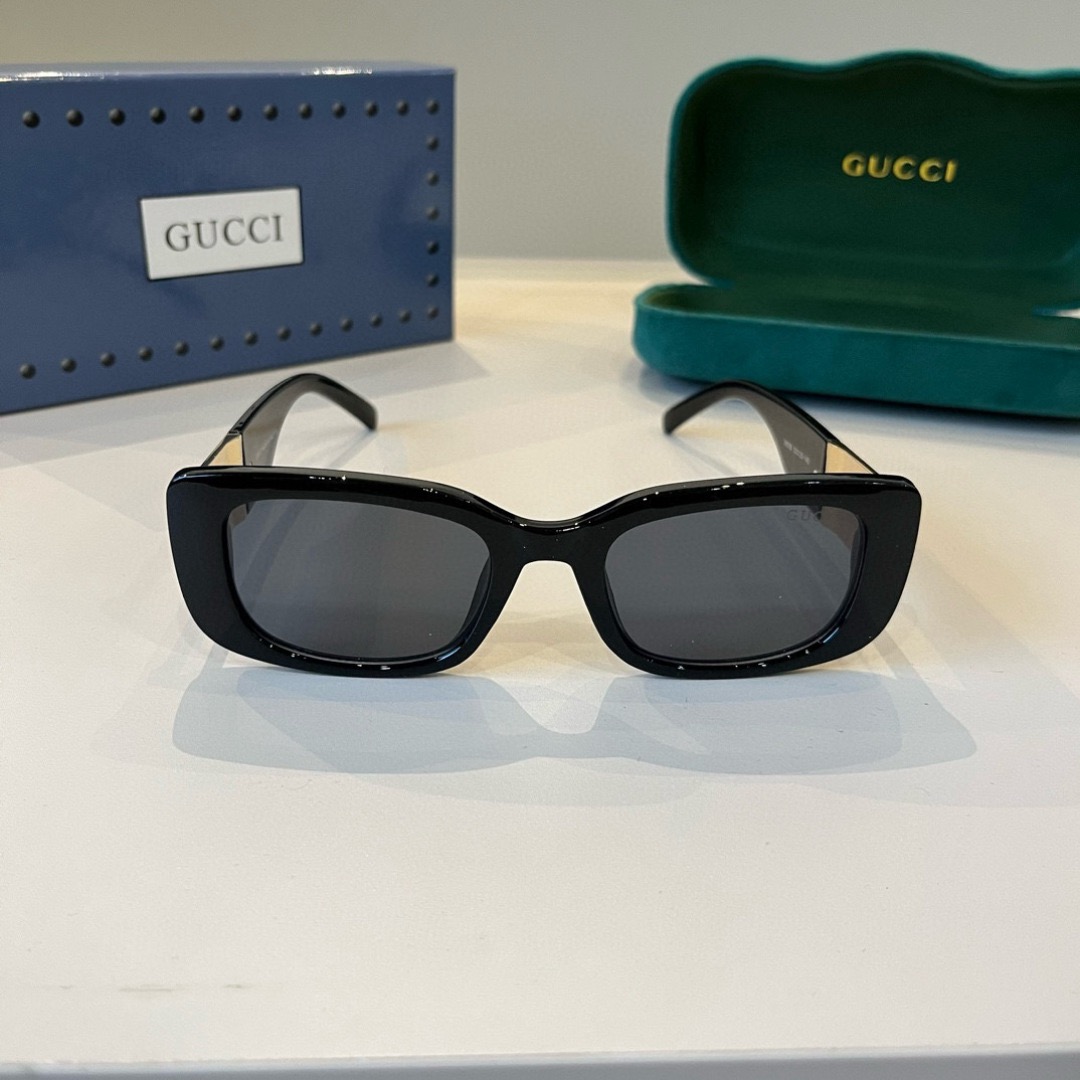 Gucci Sunglasses Fashion Glasses Oval Frame Designer Sunglass Womens Anti-Radiation Polarized Lenses Mens Retro Eyeglasses With Box