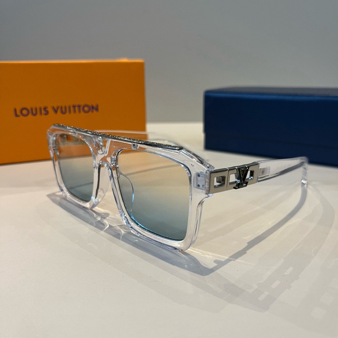 LV Sunglasses Fashion Glasses Oval Frame Designer Sunglass Womens Anti-Radiation Polarized Lenses Mens Retro Eyeglasses With Box