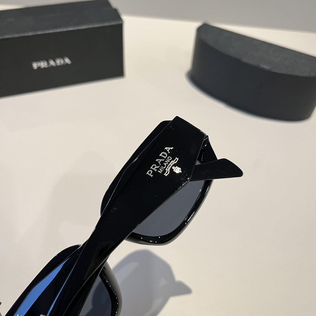 Prada Sunglasses Fashion Glasses Oval Frame Designer Sunglass Womens Anti-Radiation Polarized Lenses Mens Retro Eyeglasses With Box