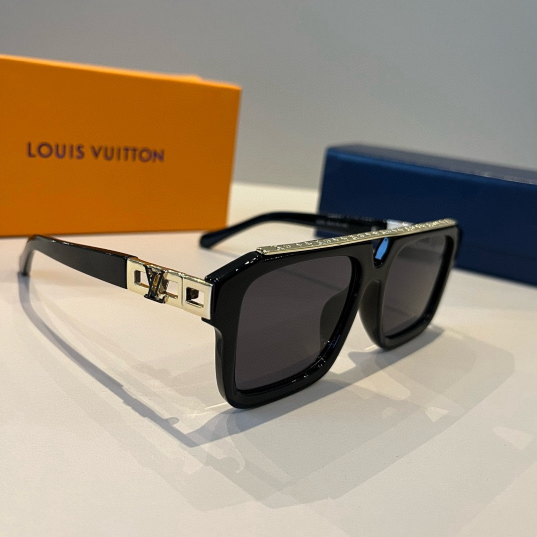 LV Sunglasses Fashion Glasses Oval Frame Designer Sunglass Womens Anti-Radiation Polarized Lenses Mens Retro Eyeglasses With Box