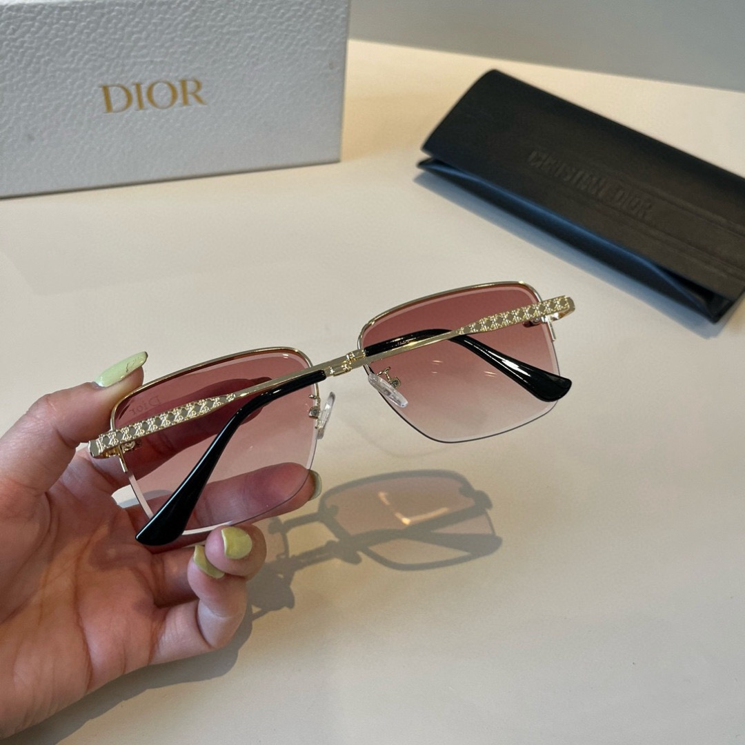 Dior Designer Sunglasses Women Oval Frame Metal Mirror Legs Sunglasses Retro Frame Sexy Little Women Fashion Luxury Glasses With Box