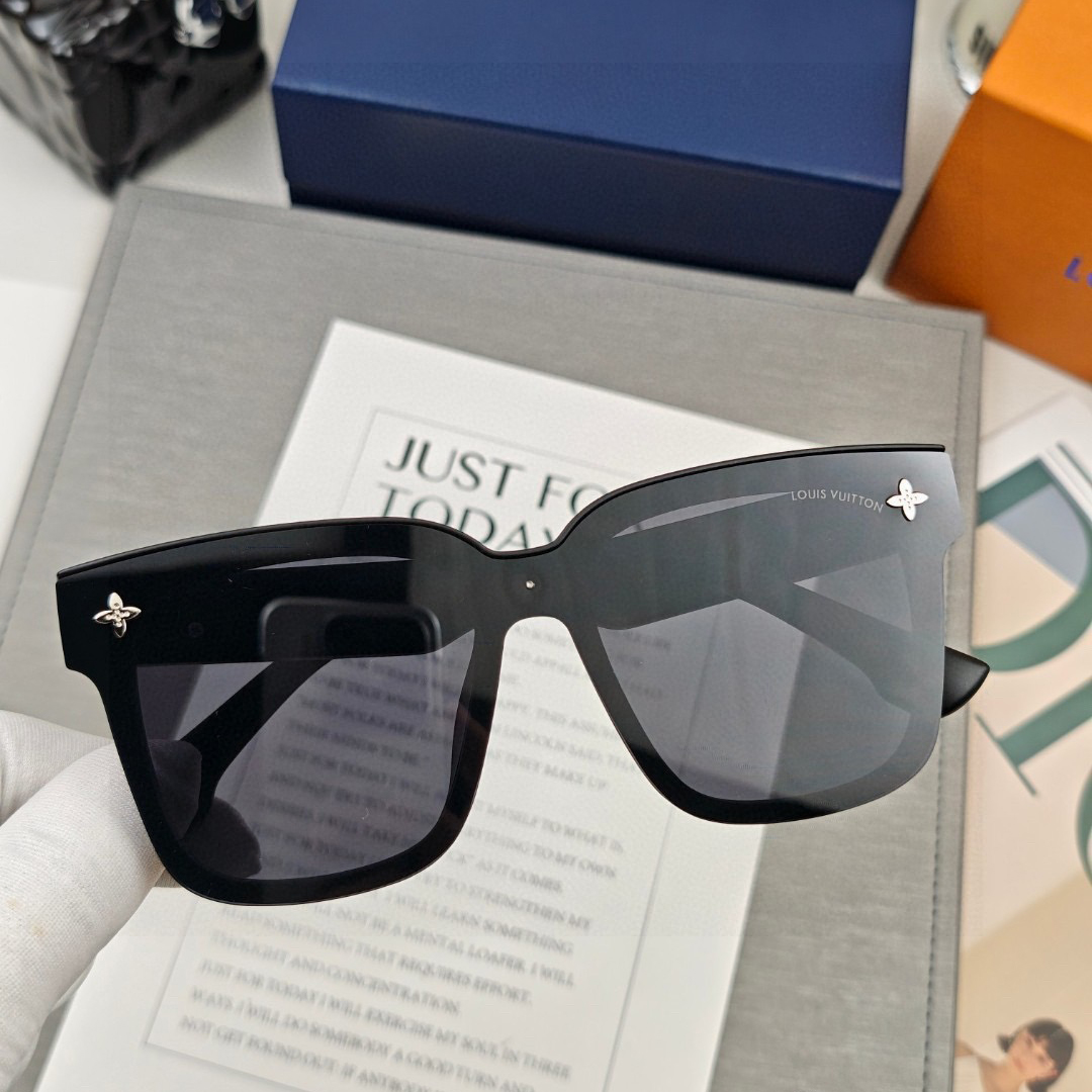 LV High Quality Classic Brand Sunglasses Cross Sunglasses For Women Glasses Frames Men New Fashion Plate Eyeglass Luxury Designer Glasses Sunglasses