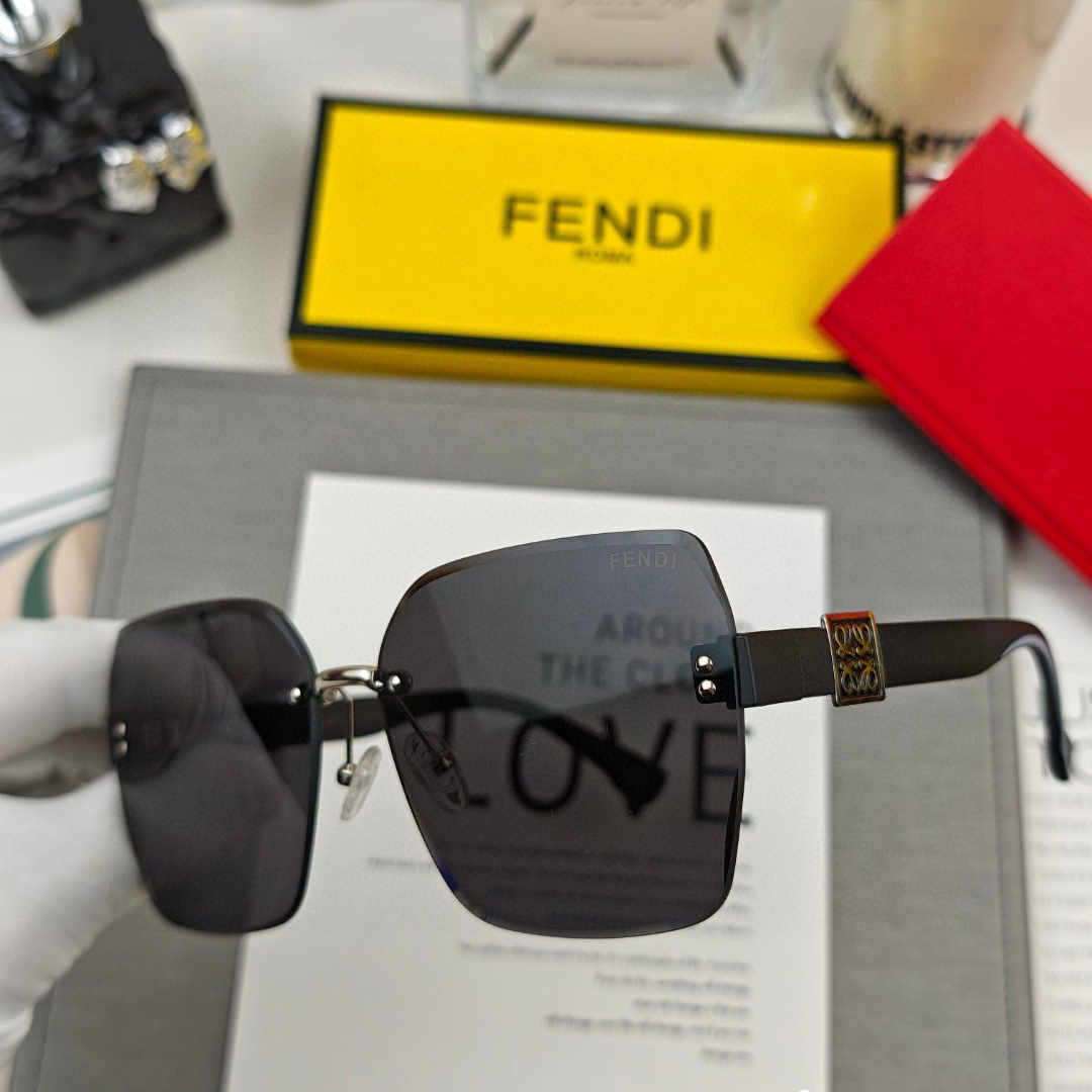 FENDI High Quality Classic Brand Sunglasses Cross Sunglasses For Women Glasses Frames Men New Fashion Plate Eyeglass Luxury Designer Glasses Sunglasses