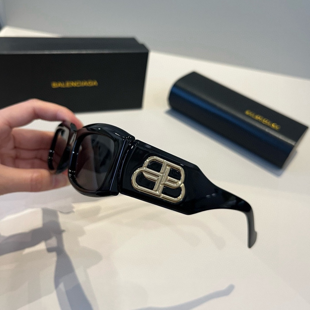 BALENCIAGA Women Sun Glasses Beach Sun Glasses Fashion Classic Square Oval Frame Retro Frame Sexy Women Luxury Glasses With Box