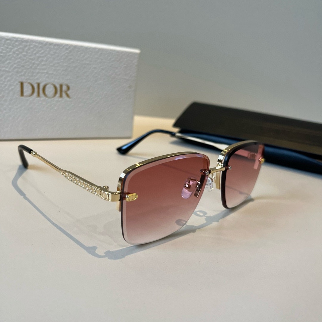 Dior Designer Sunglasses Women Oval Frame Metal Mirror Legs Sunglasses Retro Frame Sexy Little Women Fashion Luxury Glasses With Box