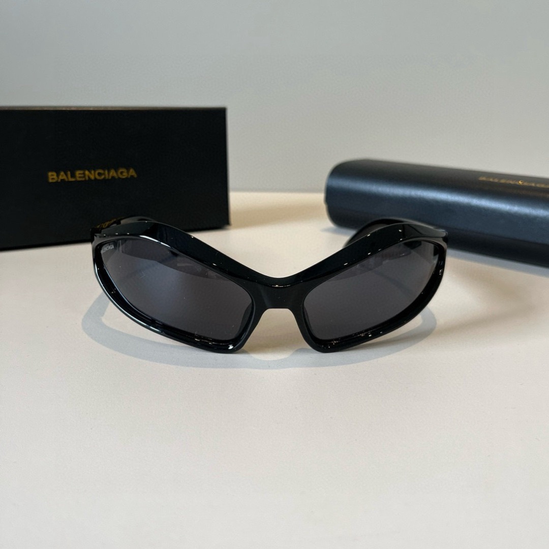 BALENCIAGA Mens Cycling Sunglasses Designer For Woman Riding Sunglasses Polarized Lens Sunglasses Bike Sunglasses Sports Glasses Lunette De Soleil Luxury Eyewear With Box ﻿