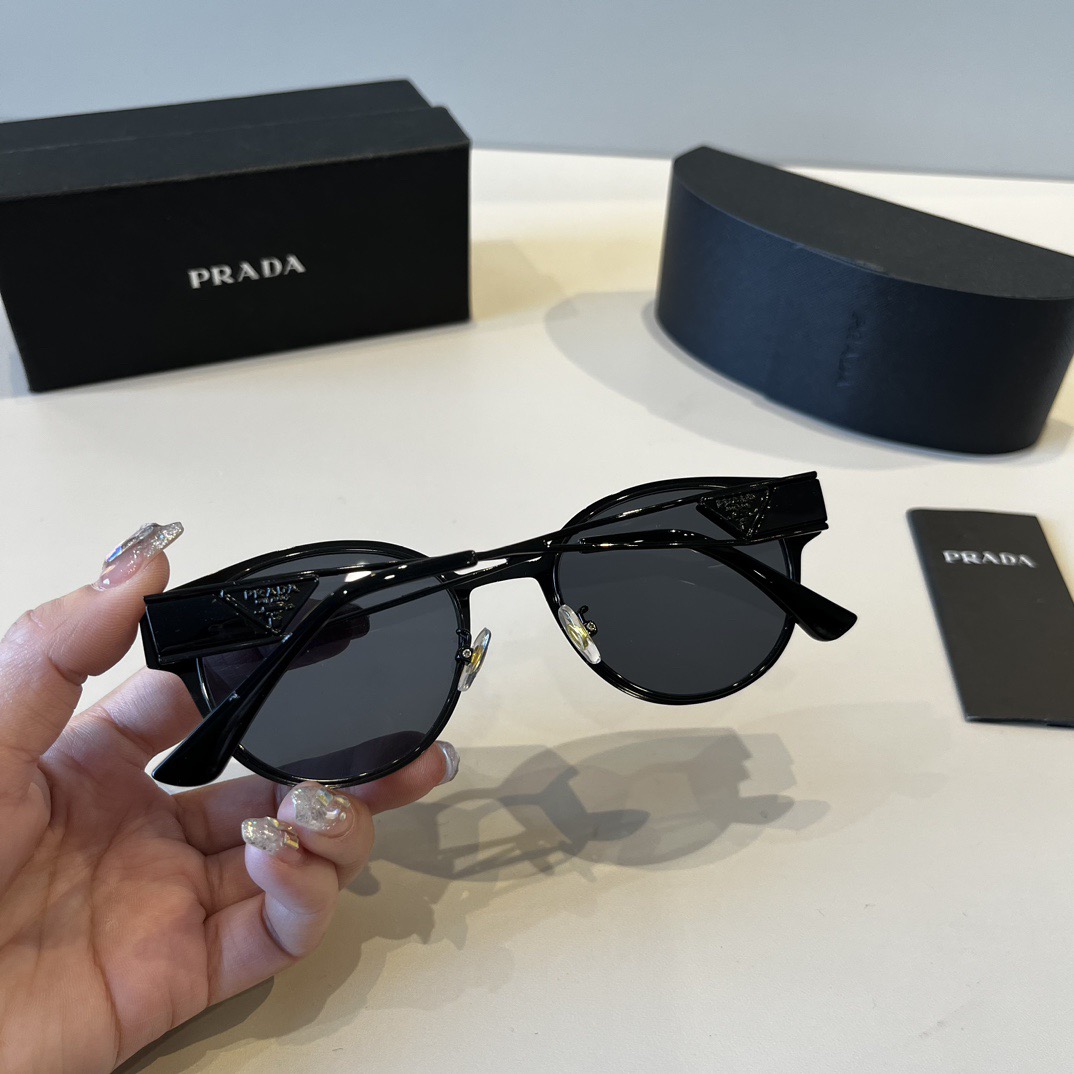 Prada Designer Sunglasses For Women Luxury Mens Sunglasses Classic Rectangular Metal Frame Glasses Goggle Outdoor Beach Sun Protection Glasses Driving Sun Glasses