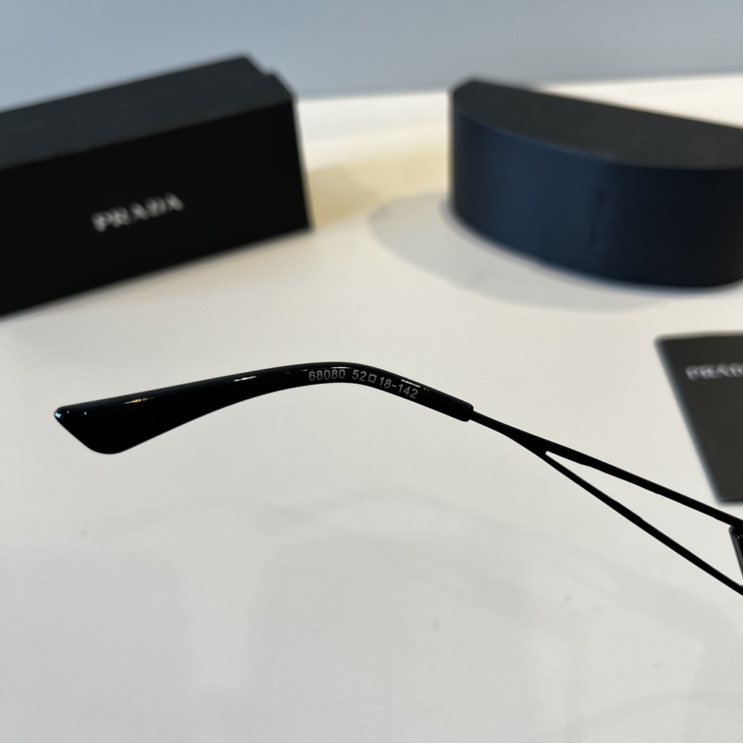 Prada Designer Sunglasses For Women Luxury Mens Sunglasses Classic Rectangular Metal Frame Glasses Goggle Outdoor Beach Sun Protection Glasses Driving Sun Glasses