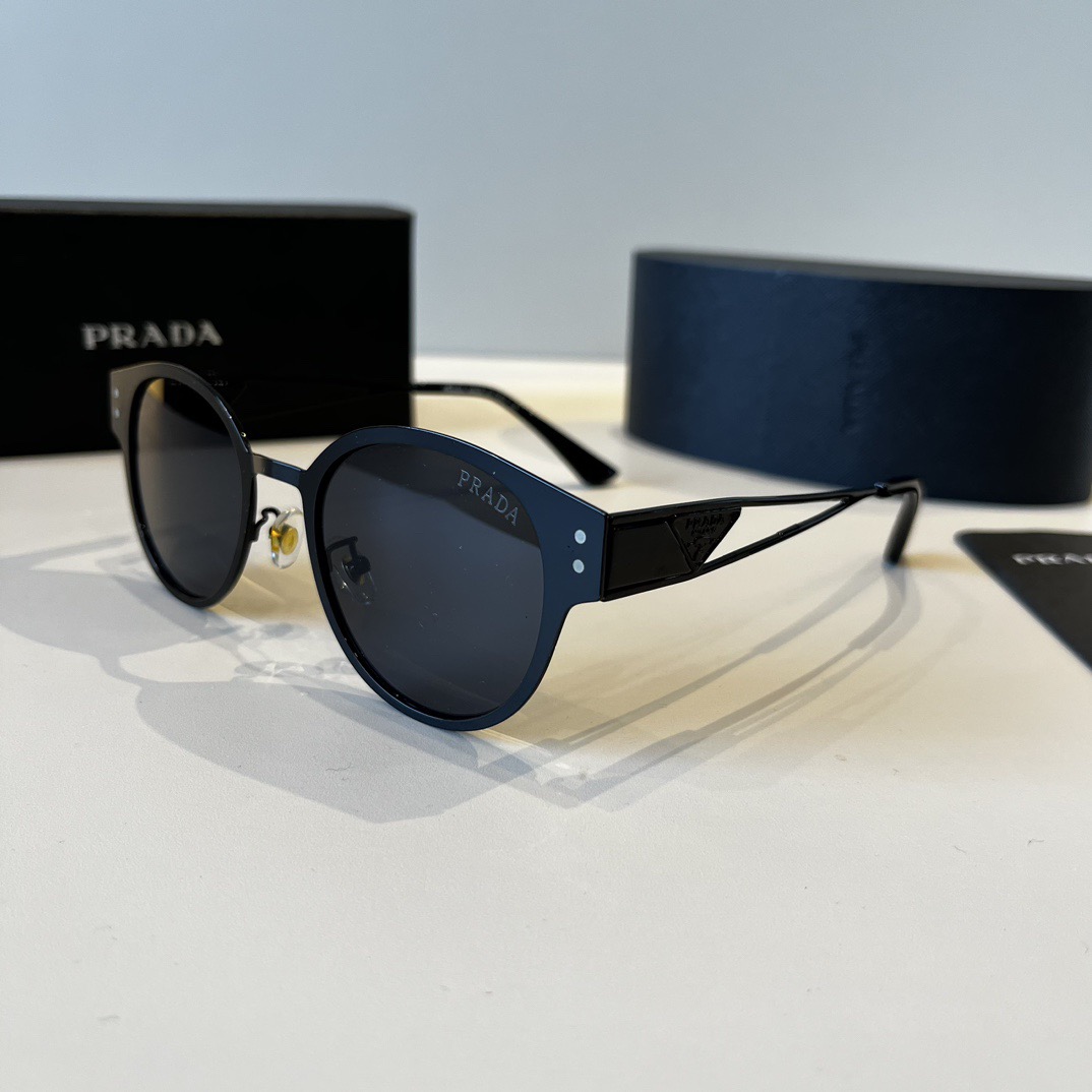 Prada Designer Sunglasses For Women Luxury Mens Sunglasses Classic Rectangular Metal Frame Glasses Goggle Outdoor Beach Sun Protection Glasses Driving Sun Glasses