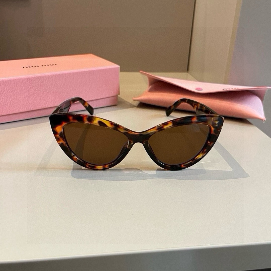 MIU MIU High Quality Classic Brand Sunglasses Cross Sunglasses For Women Glasses Frames Men New Fashion Plate Eyeglass Luxury Designer Glasses Sunglasses