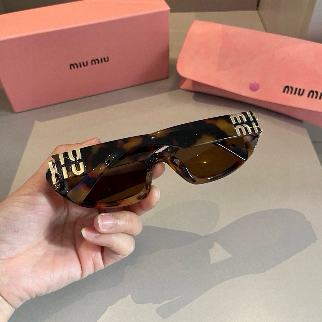 MIU MIU For Women Mens Designer Sunglasses Men Flower Lens Sunglasses With Letter Designer Sun Glasses Unisex Traveling Sunglass
