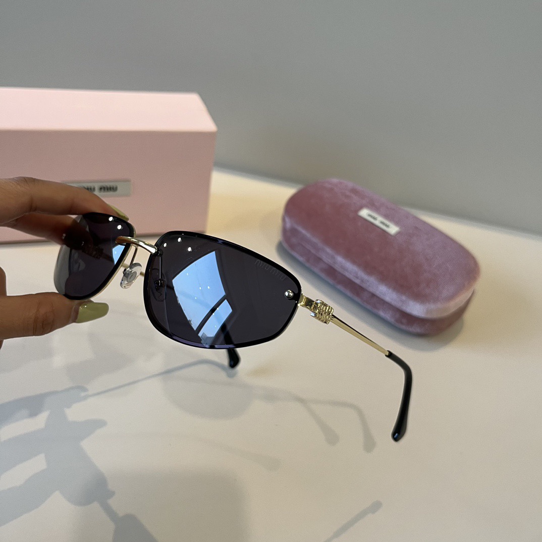 MIU MIU Designer Sunglasses Men For Women Oval Frame Metal Mirror Legs Sunglasses Retro Frame Sexy Little Women Fashion Luxury Glasses With Box