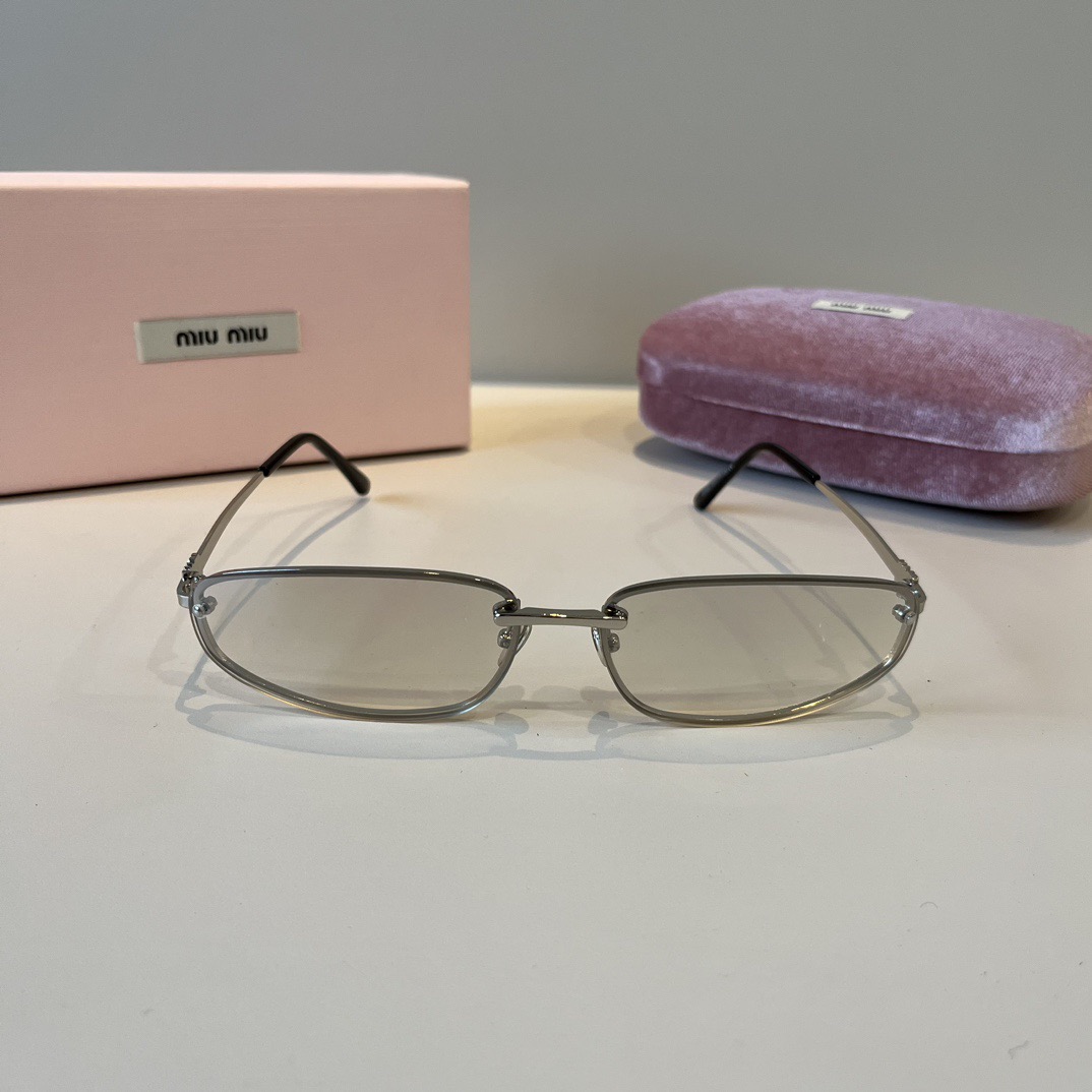 MIU MIU Designer Sunglasses Men For Women Oval Frame Metal Mirror Legs Sunglasses Retro Frame Sexy Little Women Fashion Luxury Glasses With Box