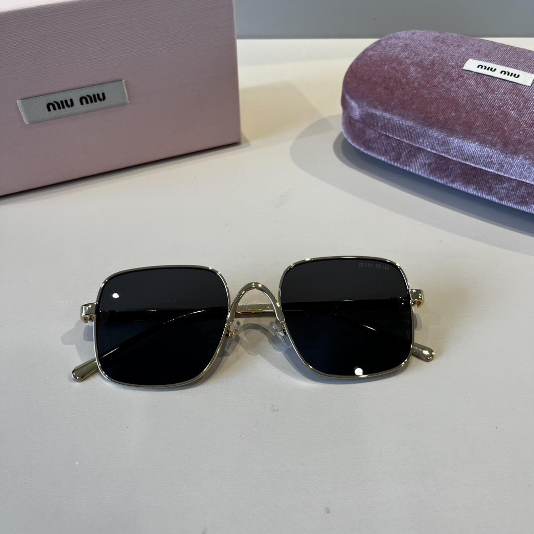 MIU MIU Designer Sunglasses Men For Women Oval Frame Metal Mirror Legs Sunglasses Retro Frame Sexy Little Women Fashion Luxury Glasses With Box