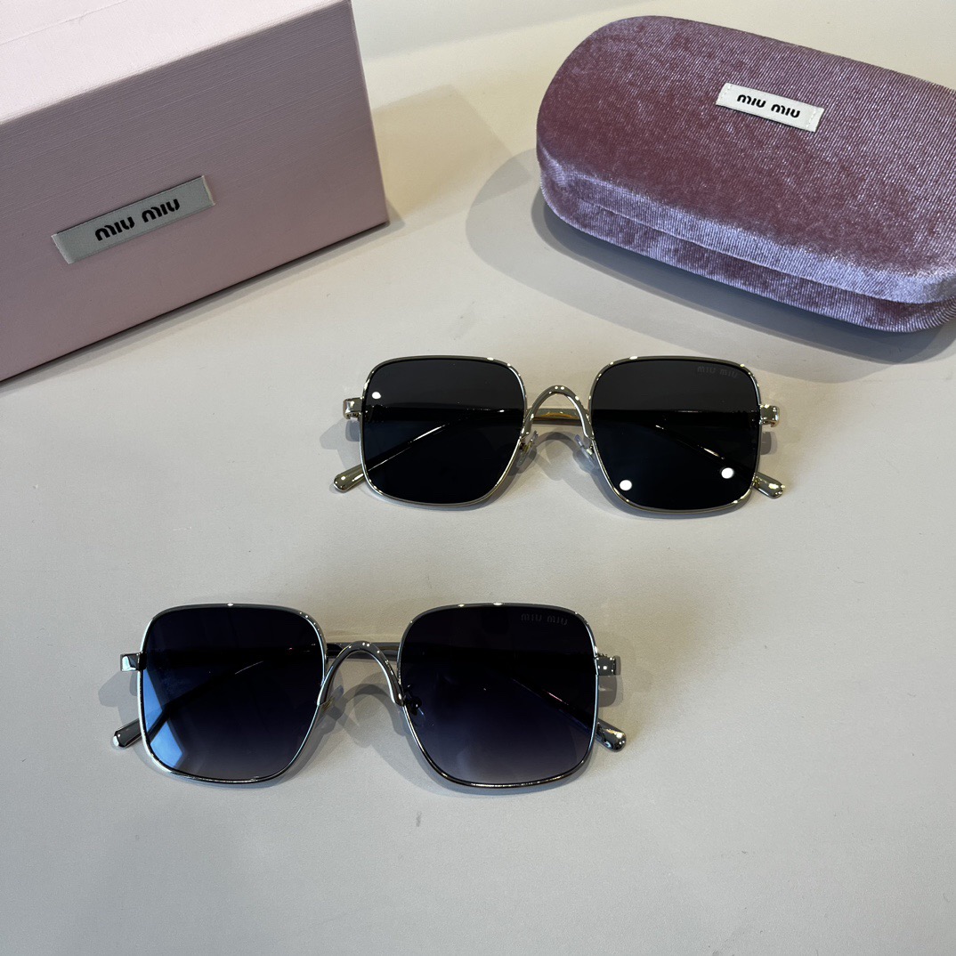MIU MIU Designer Sunglasses Men For Women Oval Frame Metal Mirror Legs Sunglasses Retro Frame Sexy Little Women Fashion Luxury Glasses With Box