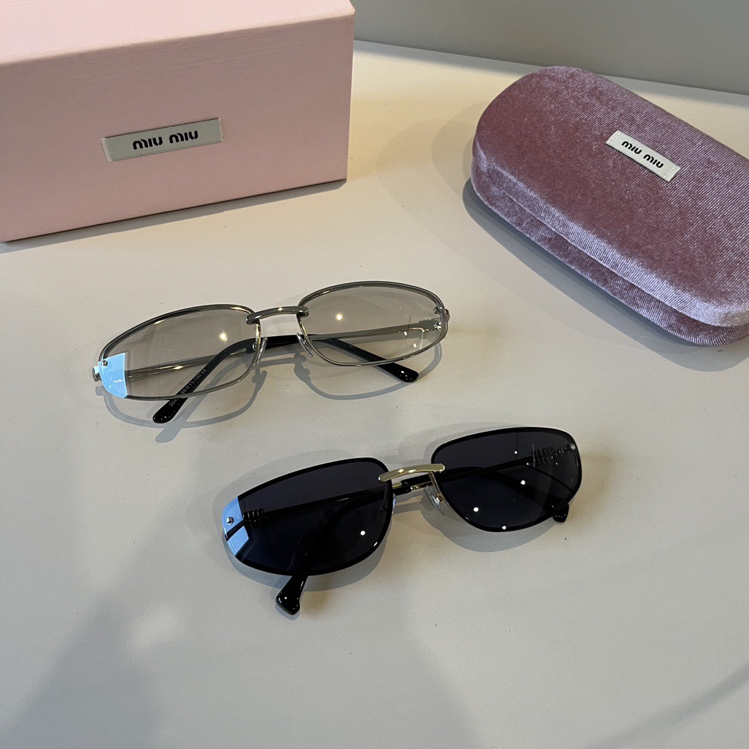MIU MIU Designer Sunglasses Men For Women Oval Frame Metal Mirror Legs Sunglasses Retro Frame Sexy Little Women Fashion Luxury Glasses With Box